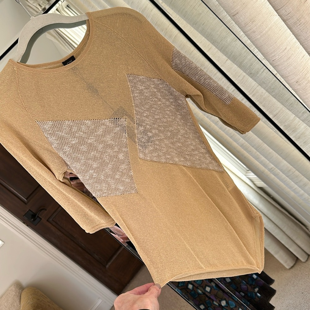 Extē sheer three quarter length sleeves woven top XXS